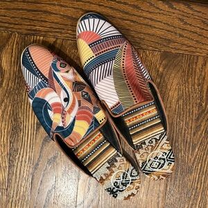 INKKAS patterned mules
